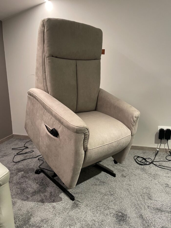 Relax Hukla VP – Image 1