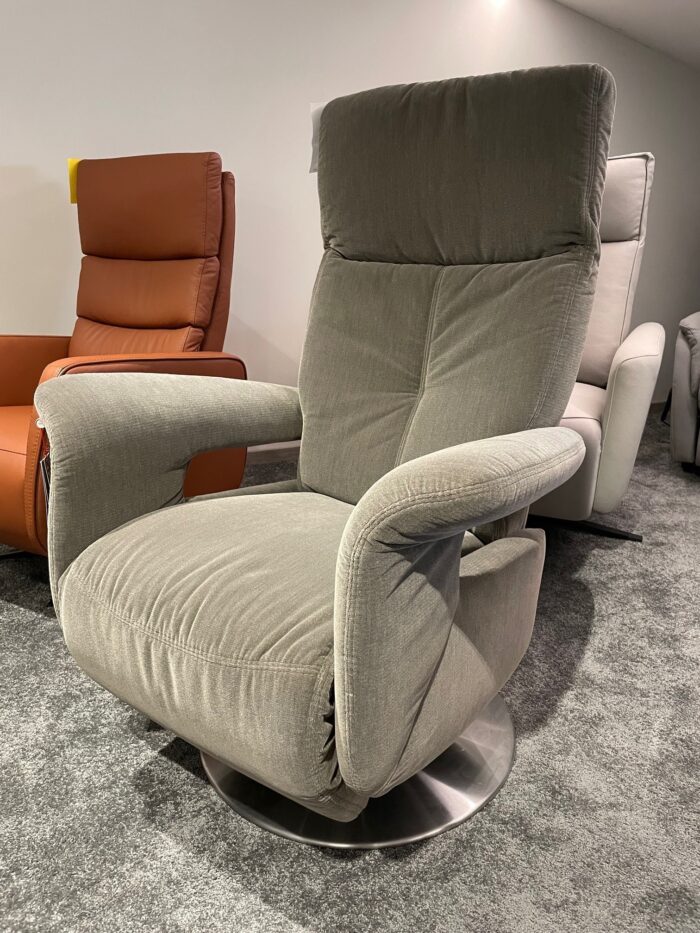 Relax ROM – Image 1